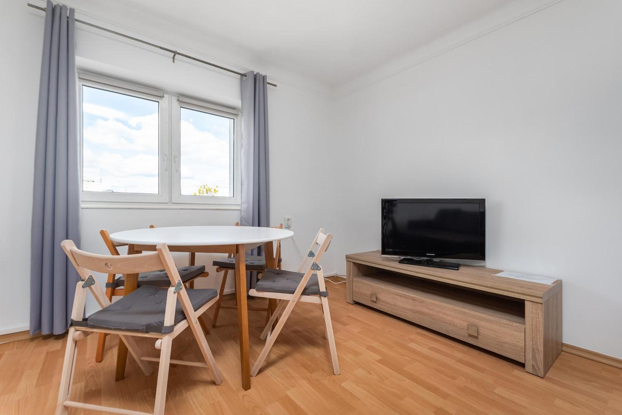 Raclawicka 42 By Homeprime Warszawa Exteriör bild